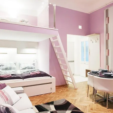 Balaton Apartment *
